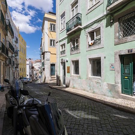 Charming Apartment Travessa Do Alcaide Лиссабон Экстерьер фото