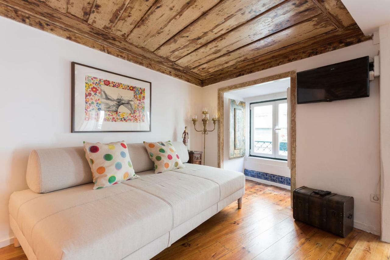Charming Apartment Travessa Do Alcaide Лиссабон Экстерьер фото